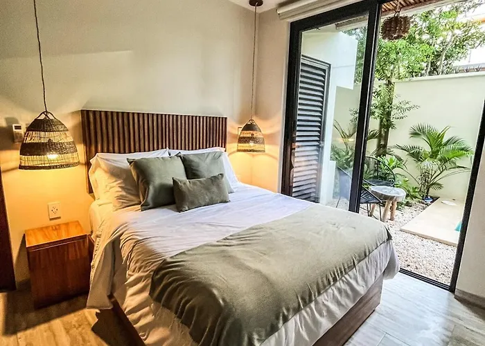 15 Min Walking Near Of Beach, Private Pool, 1 Bed, 1 Sofacama, 1 Inflatable
