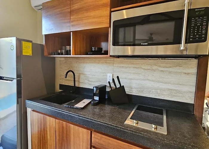 15 Min Walking Near Of Beach, Private Pool, 1 Bed, 1 Sofacama, 1 Inflatable