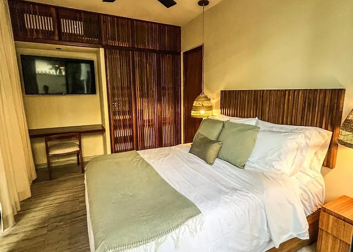 15 Min Walking Near Of Beach, Private Pool, 1 Bed, 1 Sofacama, 1 Inflatable *
